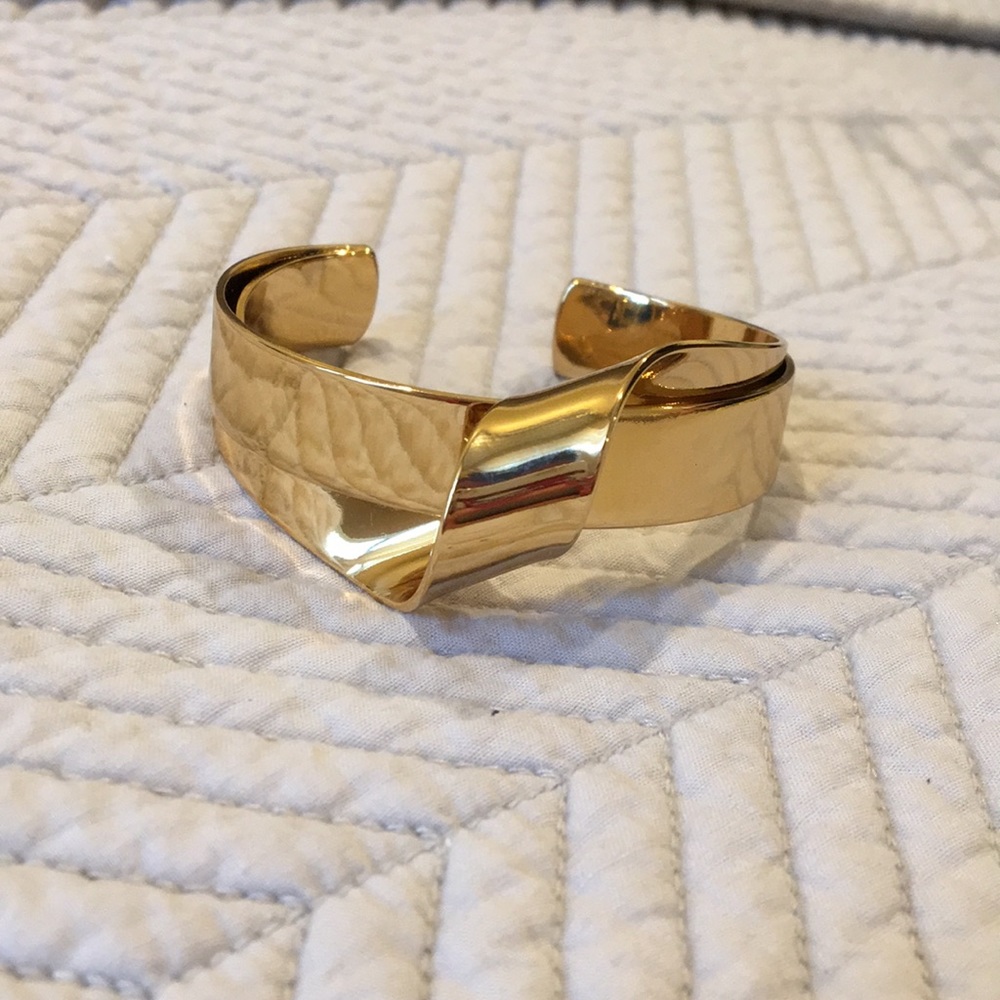 French connection Gold bracelet